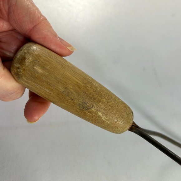 Vintage Rustic Potato Masher Metal Wood Handle Wavy Farmhouse Decor - Picture 4 of 8